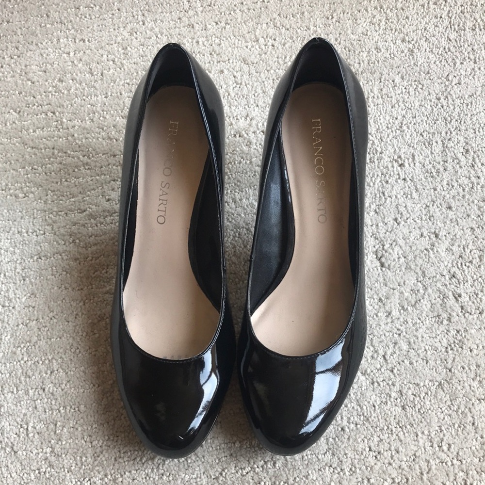 Franco Sarto black high heel pumps